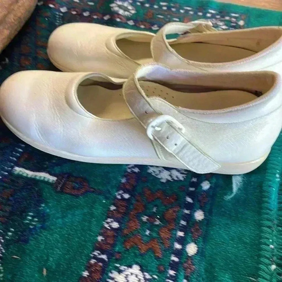 Vintage Cabin Creek leather woman’s size 8.5   Shoes. Mary Jane style. - Picture 5 of 8